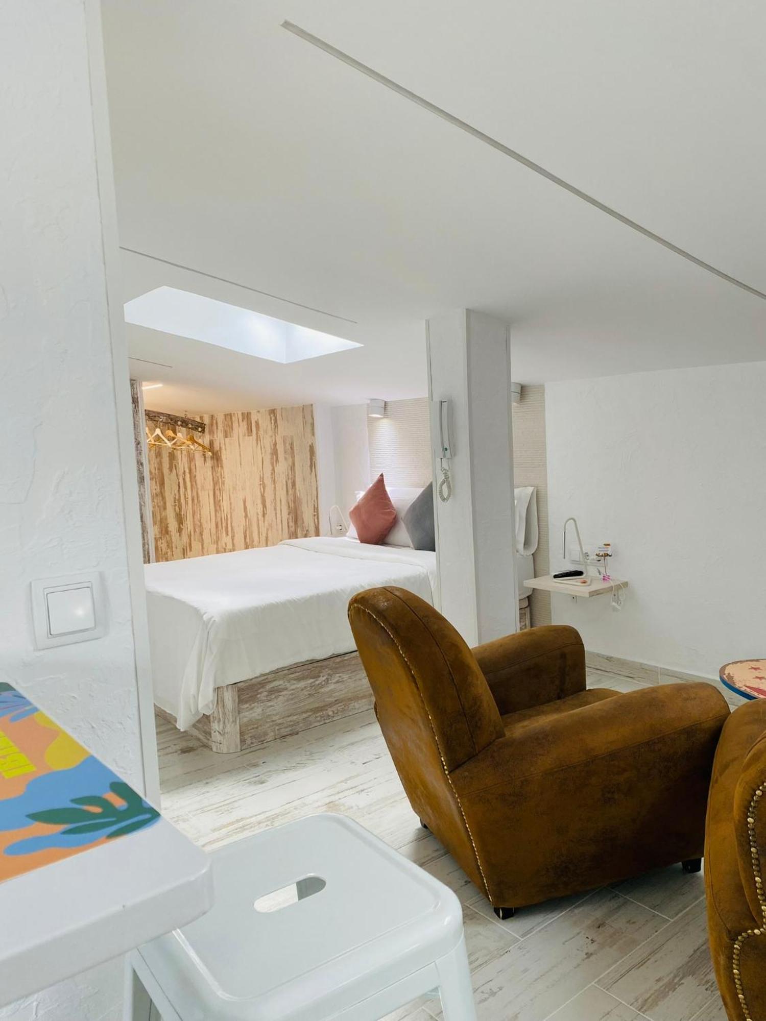 T-Homes - Cuenca Madrid Eksteriør billede
